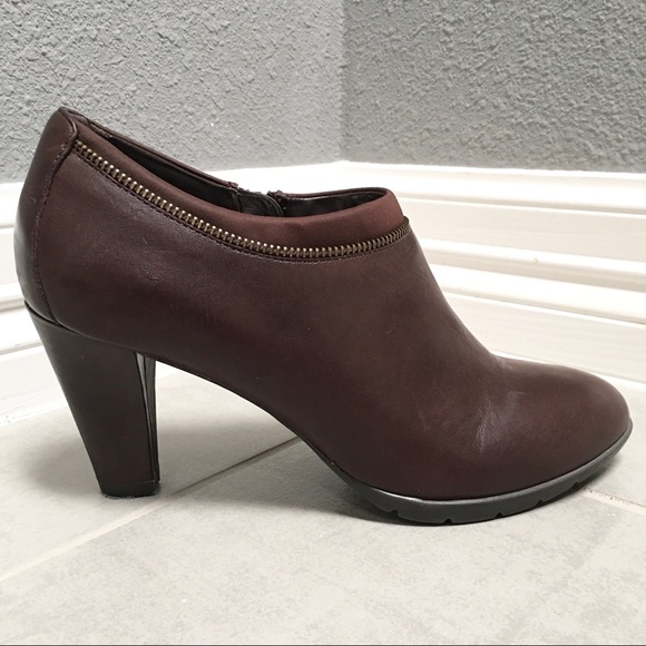 anne klein jaysie leather booties